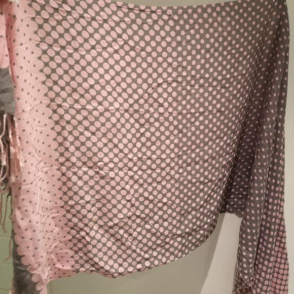 Scarf - Picture 2 of 3